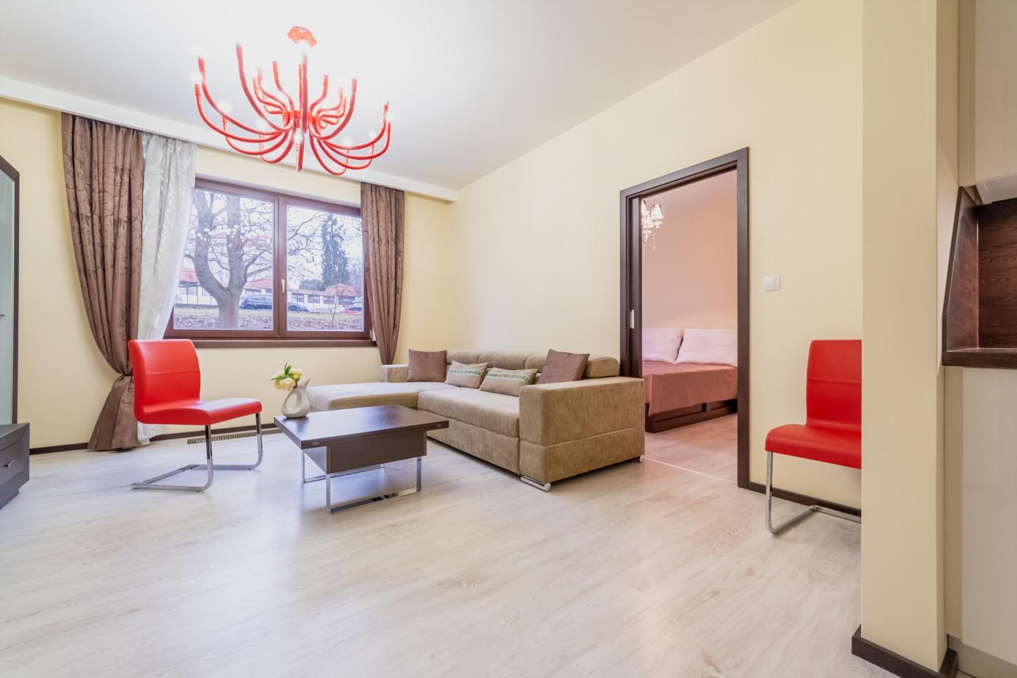 Imperial Apartment In Bohemia Residence By Rentez كارلوفي فاري المظهر الخارجي الصورة